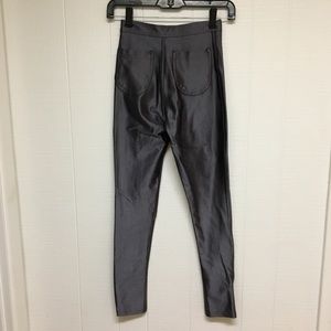 Shinny high waisted pants